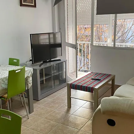 Cosy With Shared Balcony شقة إشبيلية