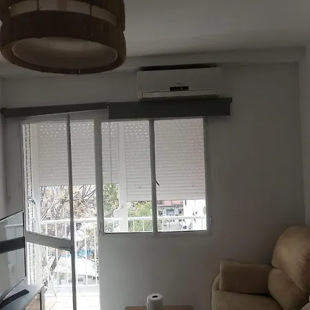شقة Cosy With Shared Balcony إشبيلية